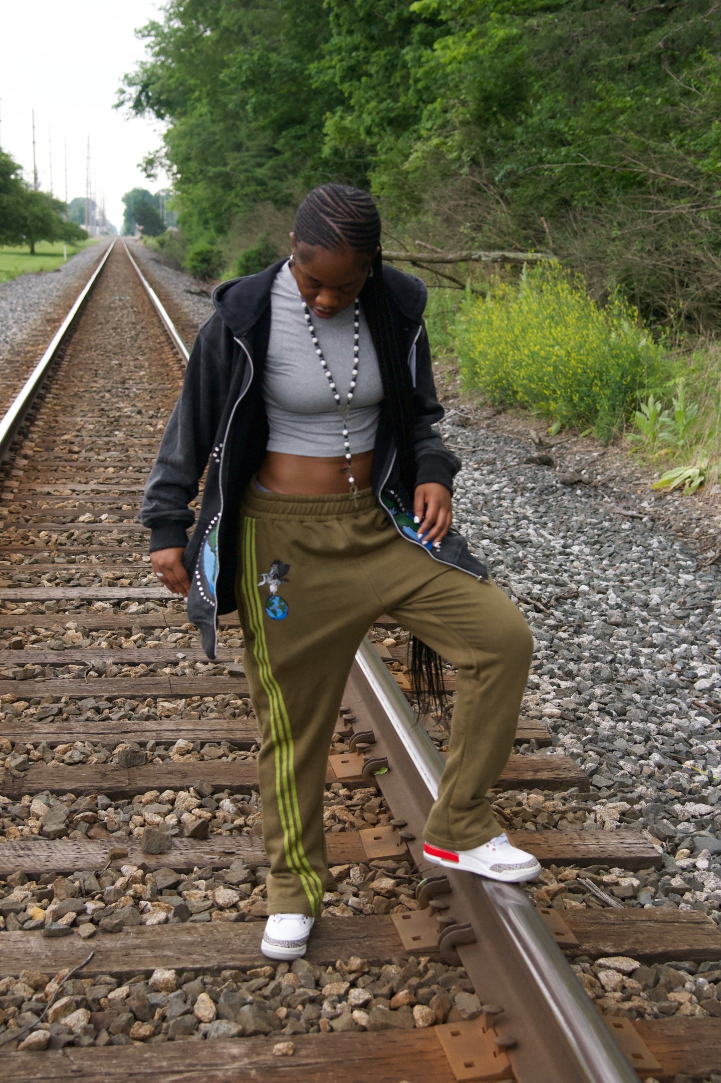 V8 X GLORY PRESTIGE SWEATPANTS