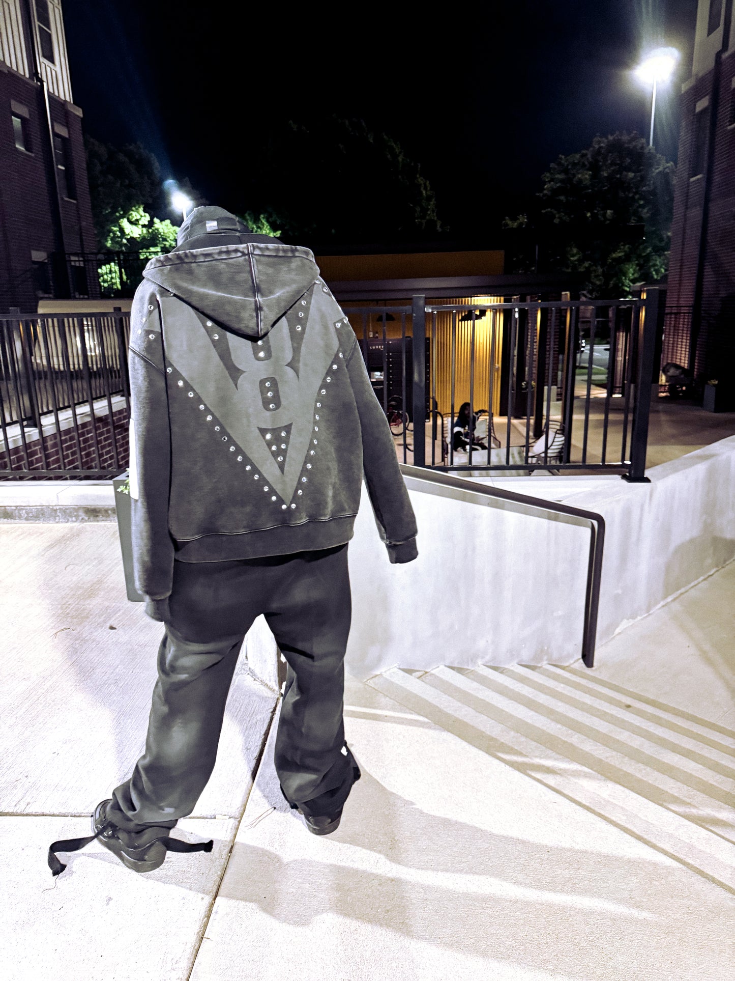 V8 LINE 2 “GLORIFY” ZIP-UP JACKET