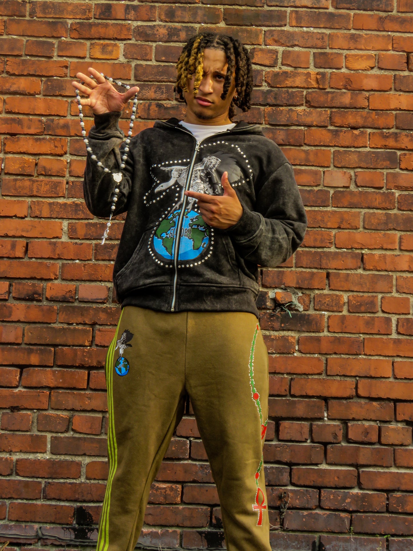 V8 LINE 2 “GLORIFY” ZIP-UP JACKET